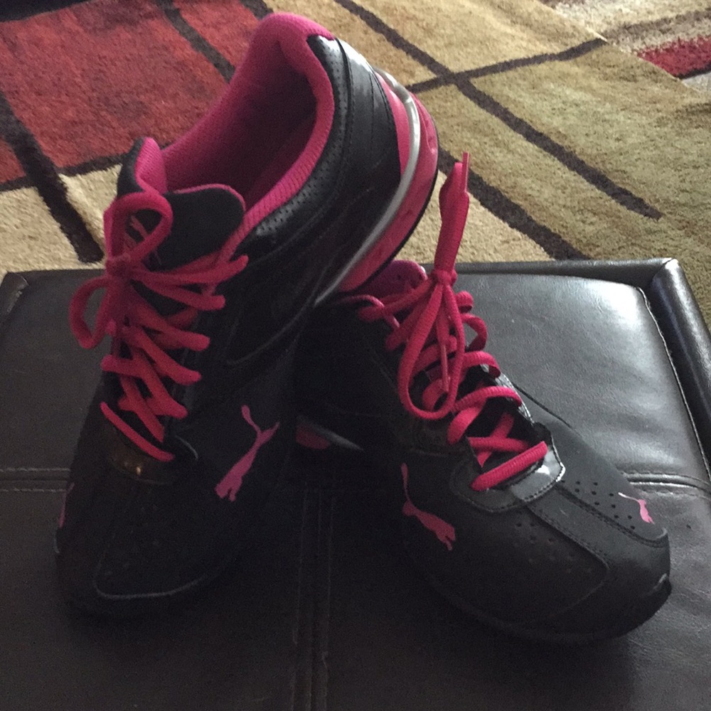 Puma Sneakers